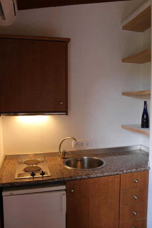 Finca Son Gallina Con Piscina Y Jardin En Sa Pobla, Ideal Para 6 Personas Летний дом