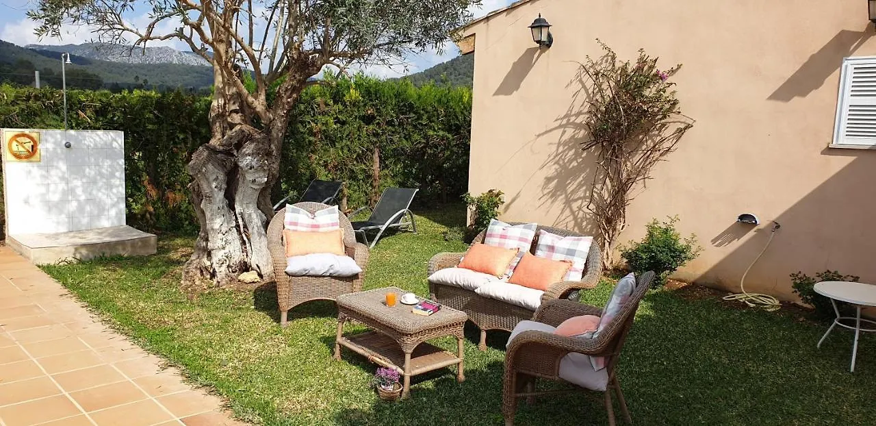 finca son gallina con piscina y jardín en Sa Pobla, ideal para 6 personas España